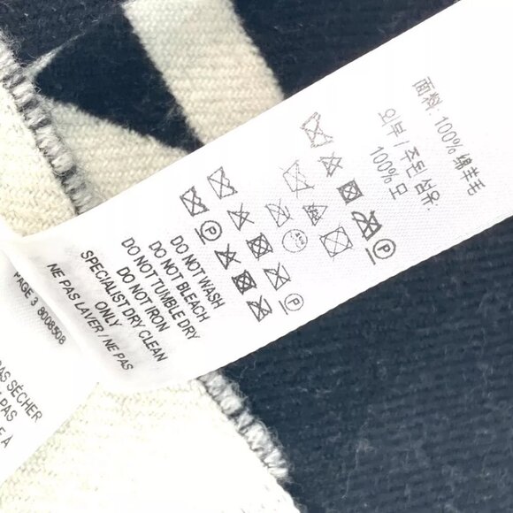 BURBERRY 80085081 fringe Scarf big logo Scarf wool Black/WhiteBased - Picture 8 of 10